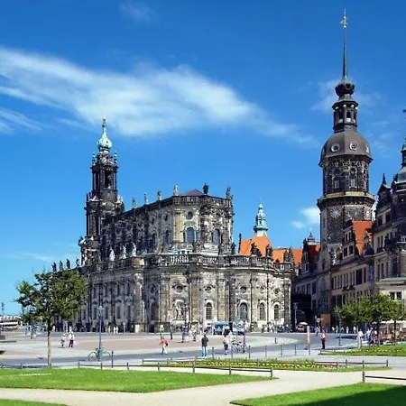 In Der * Auf der Wiese